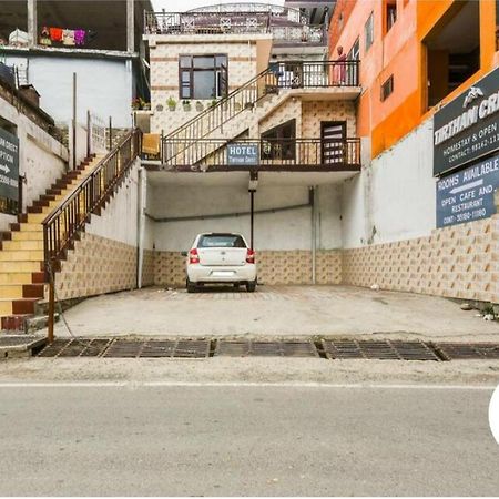 Tirthan Crest Homestay Banjār Esterno foto