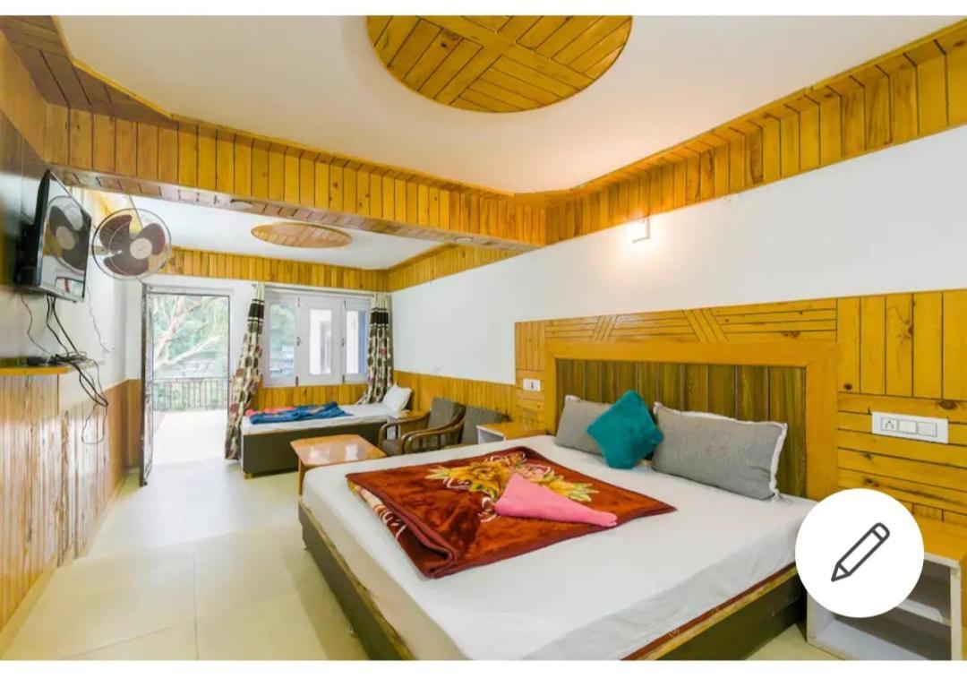 Tirthan Crest Homestay Banjār Esterno foto
