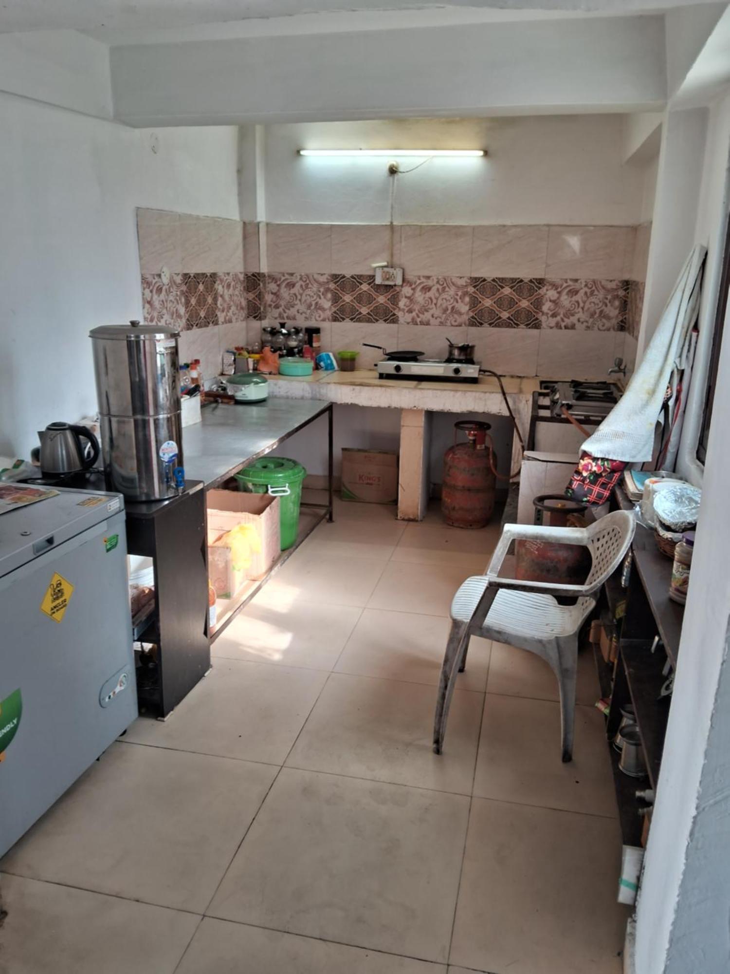 Tirthan Crest Homestay Banjār Esterno foto